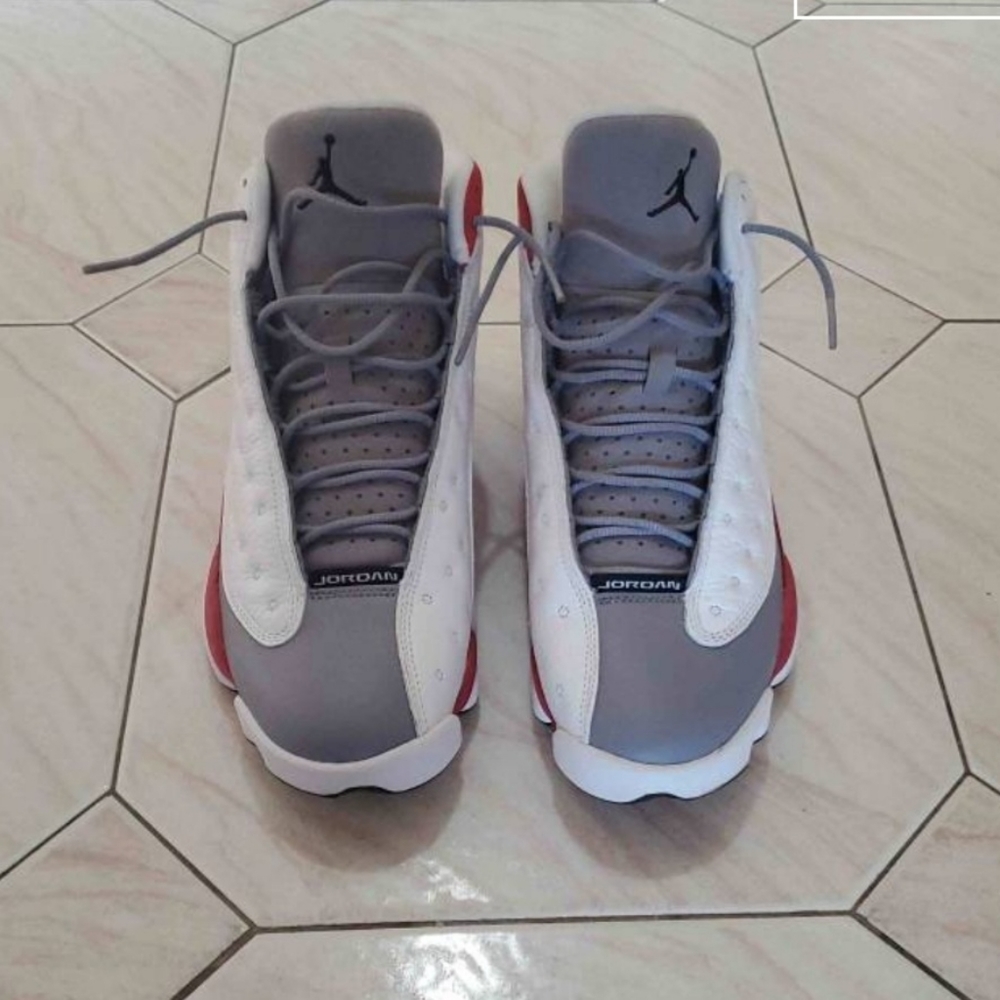 AIR JORDAN RETRO 13 GREY TOE